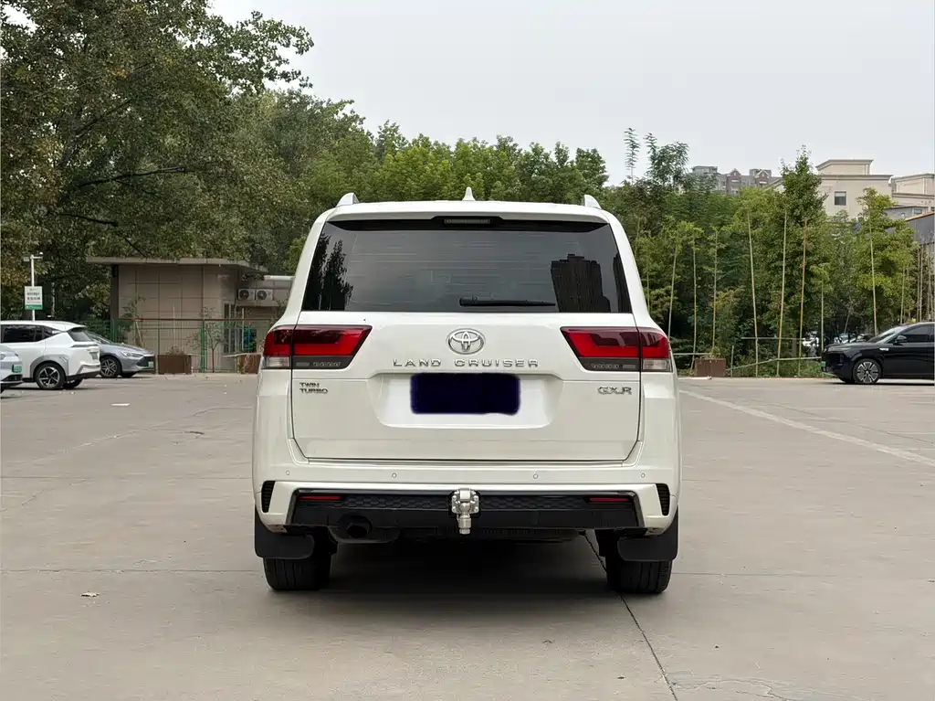 Toyota Land Cruiser — миниатюра 16