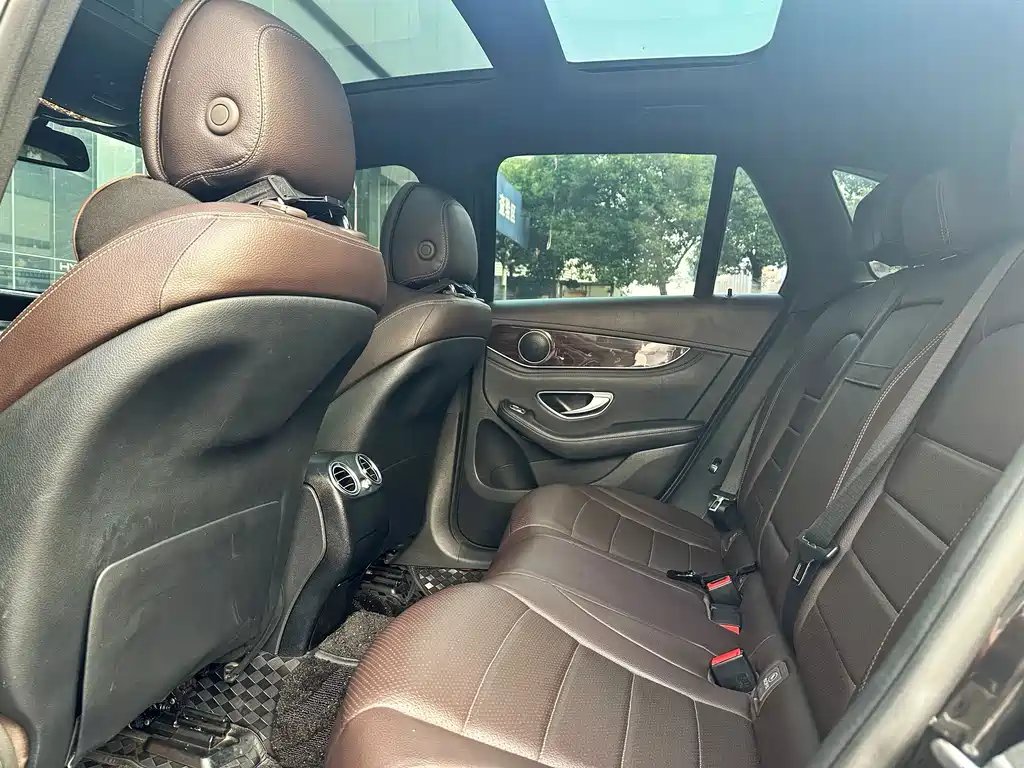 Mercedes-Benz GLC — миниатюра 8