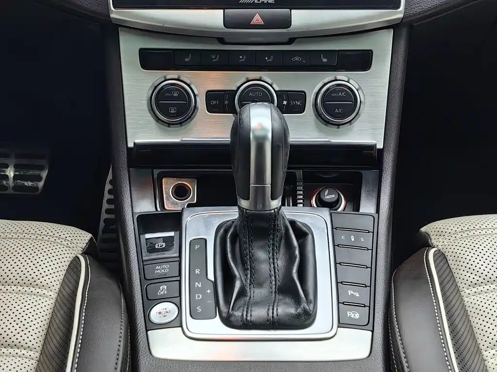 Volkswagen CC — миниатюра 13