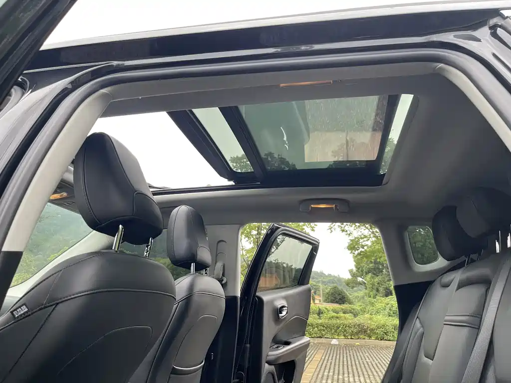 Jeep Compass — миниатюра 13