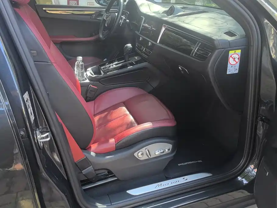 Porsche Macan — миниатюра 8