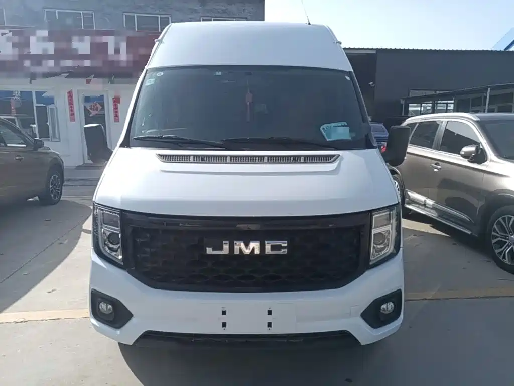 JMC JMC Fushun — миниатюра 3