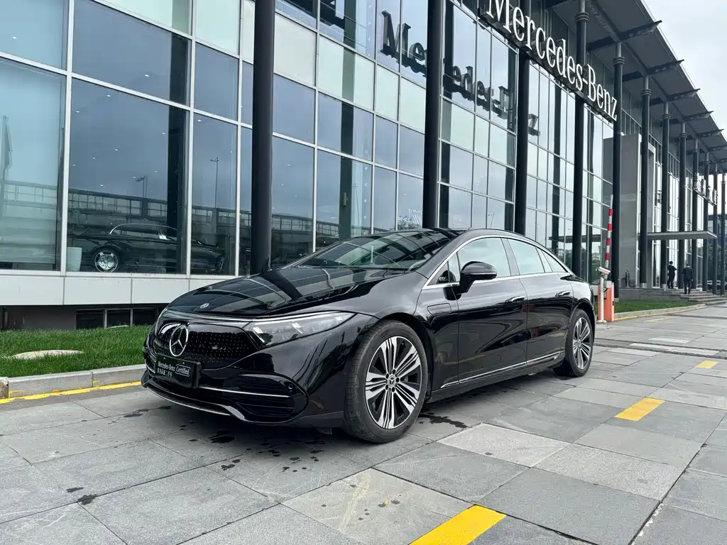 Mercedes-Benz EQS 2023 450+