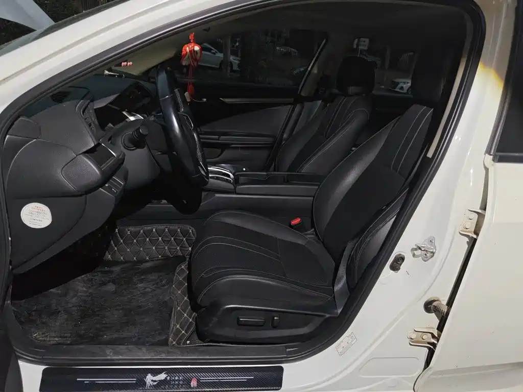 Honda Civic — миниатюра 11