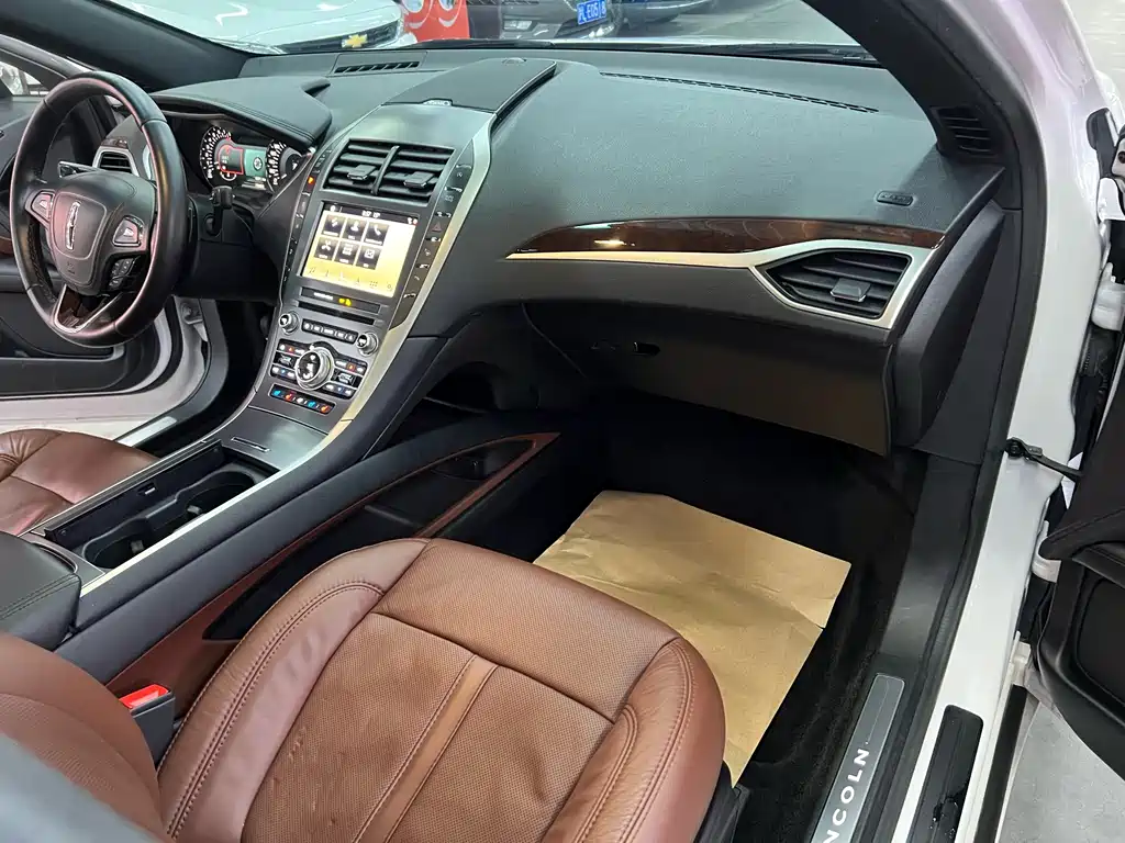 Lincoln MKZ 2017 2.0T