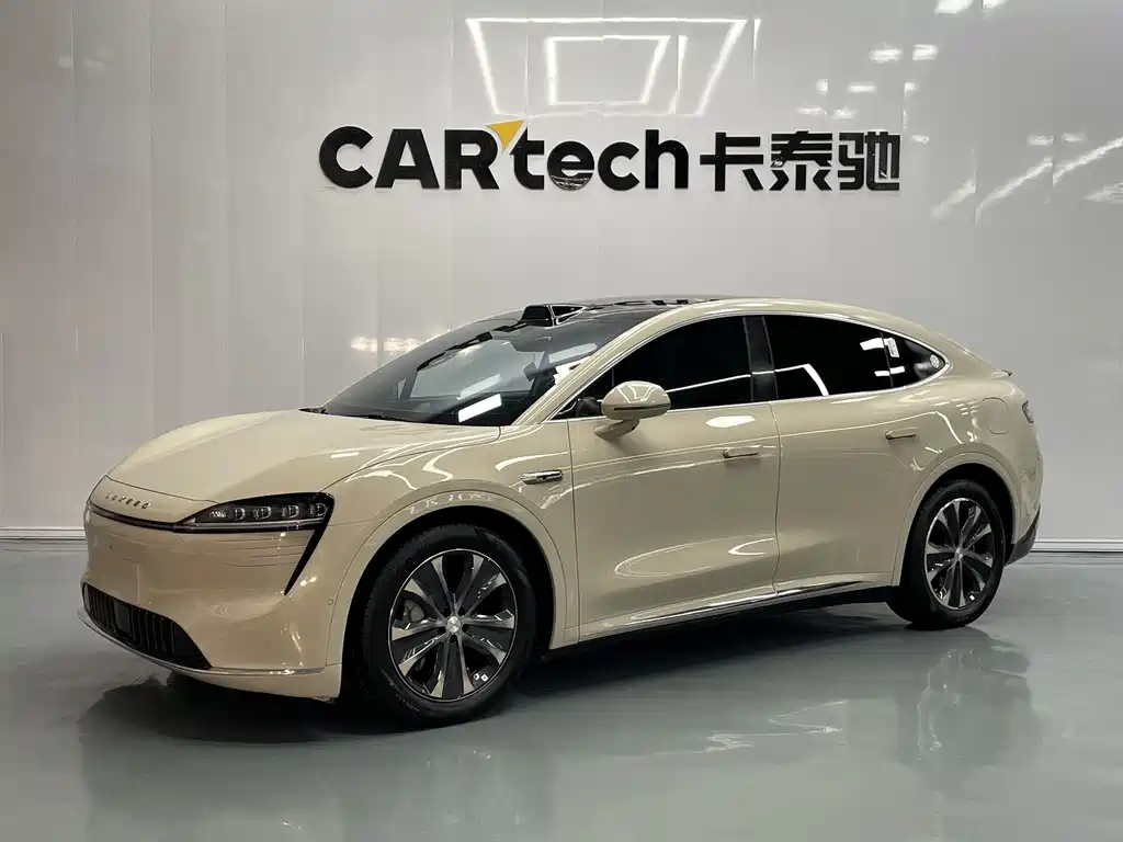Luxeed Zhijie R7 2025