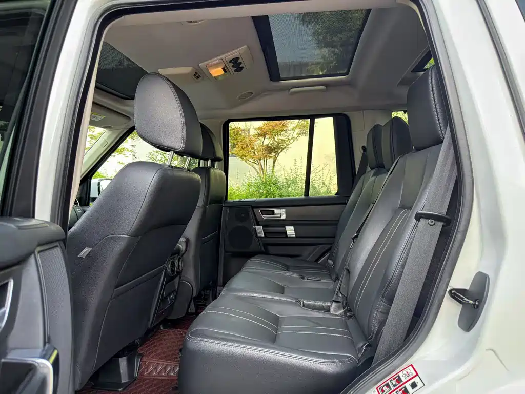 Land Rover Discovery 2016 3.0 SC V6 HSE