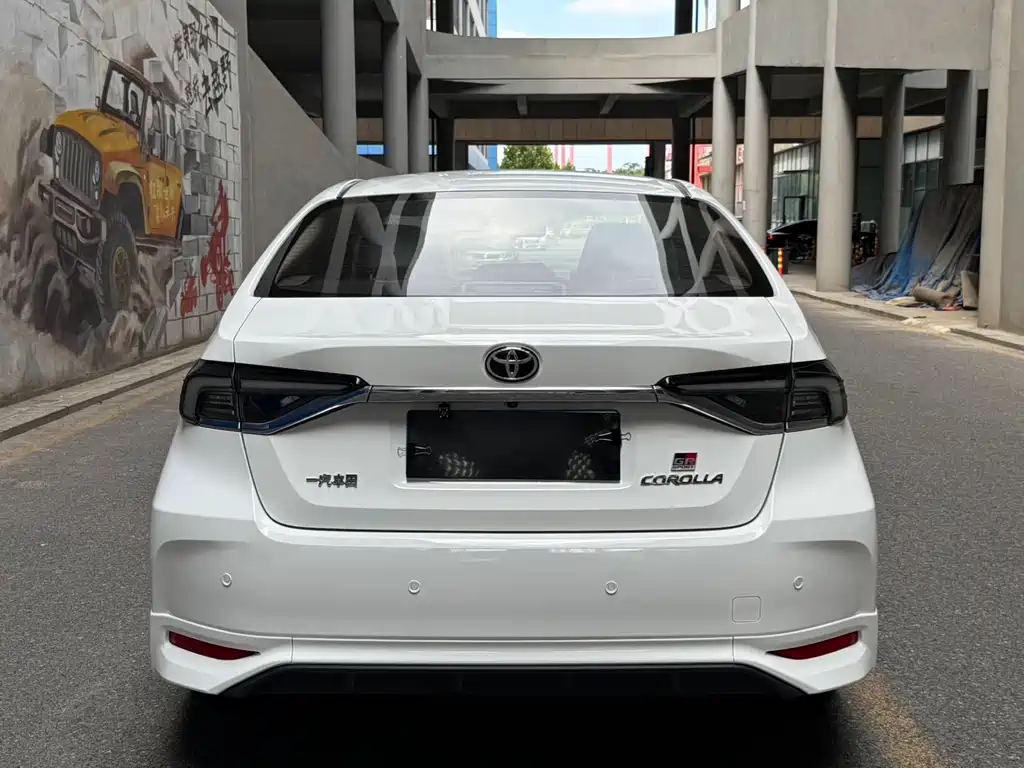 Toyota Corolla — миниатюра 5