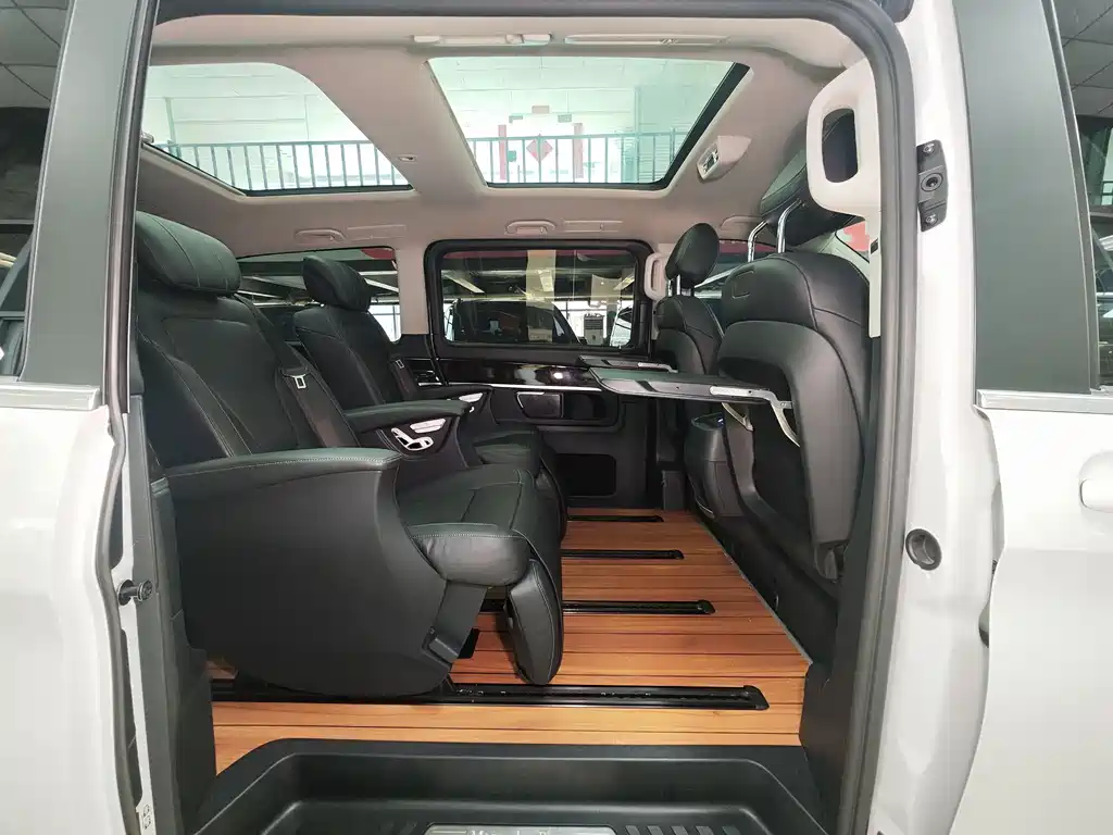 Mercedes-Benz V-Class V 2018 V 260 Luxury V