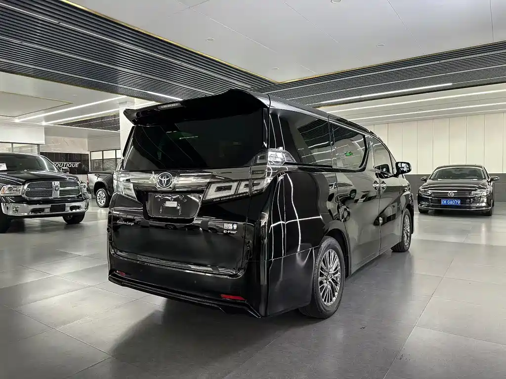 Toyota Vellfire 2020 2.5L HV Luxury