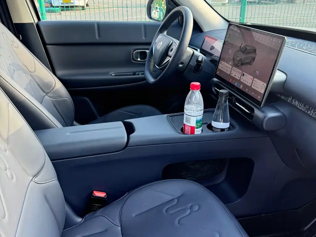 Leapmotor Leapmotor A10 — миниатюра 8