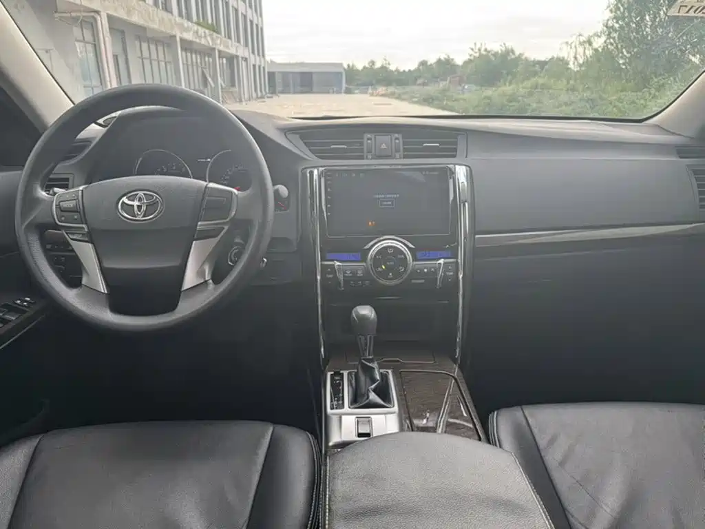 Toyota Reiz — миниатюра 20