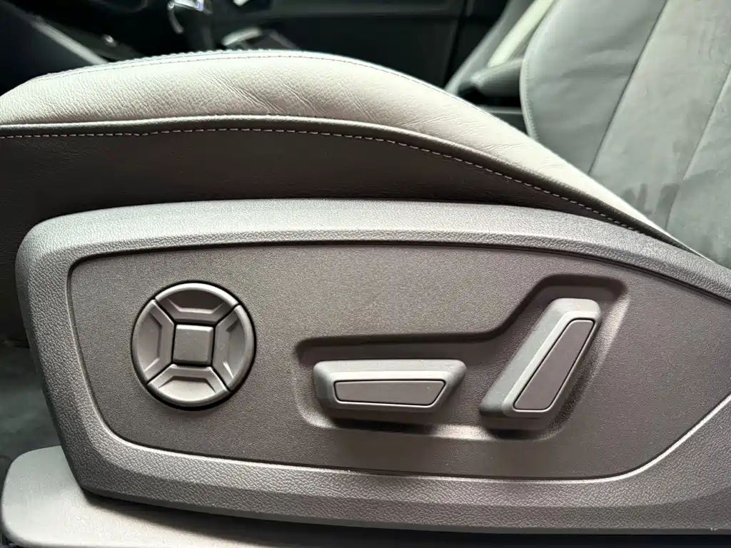 Audi Q3 — миниатюра 18