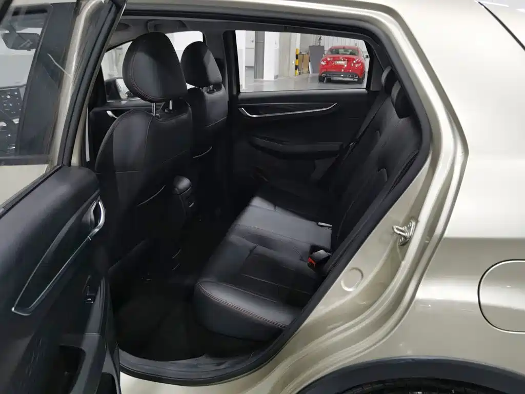Geely Vision X3 — миниатюра 15