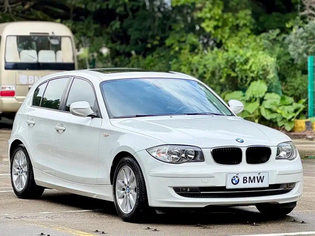 BMW 1 Series 1 2010 120i