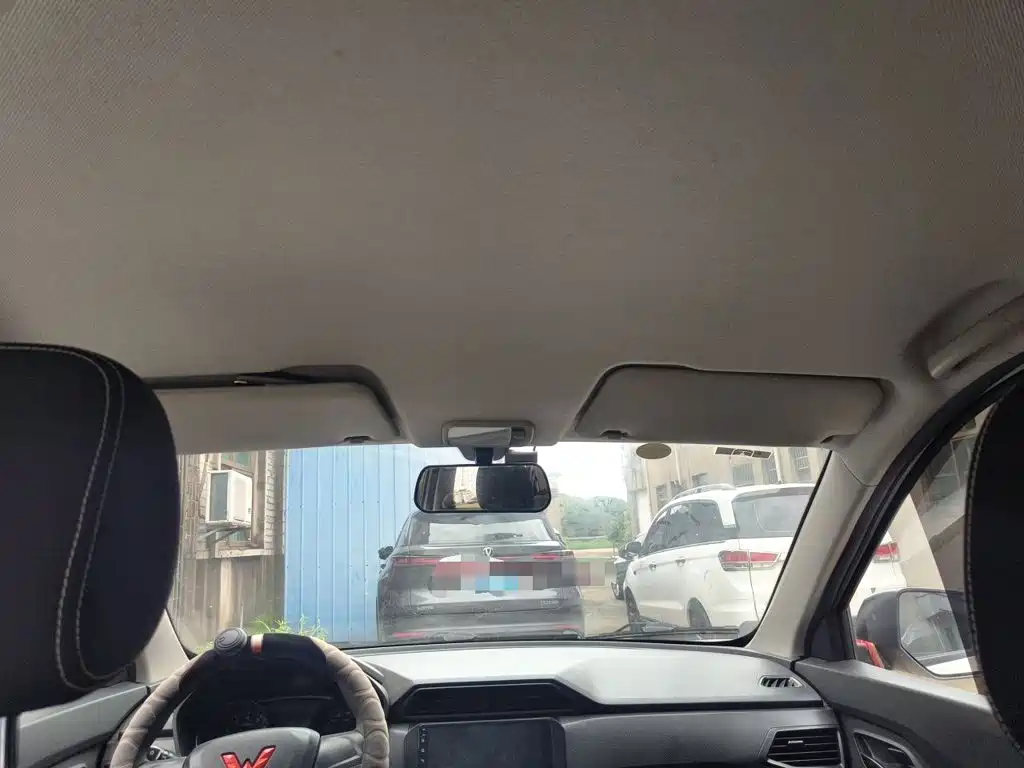 Wuling Hongguang — миниатюра 9