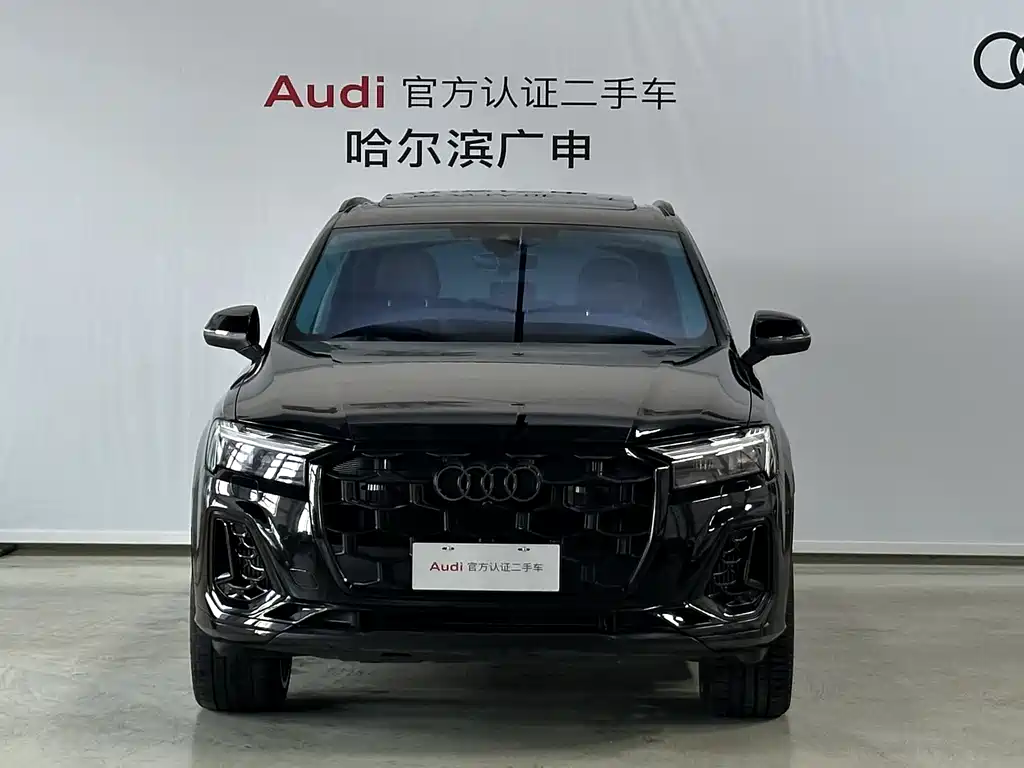 Audi Q7 2025 55 TFSI quattro S line Sport