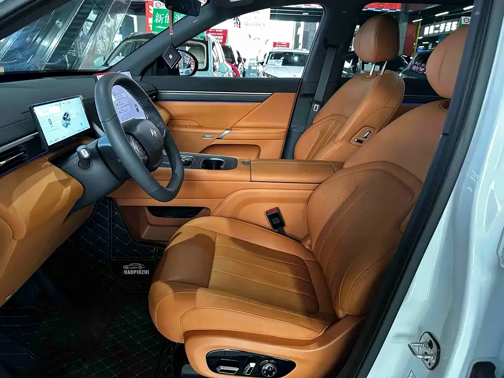 Dongfeng eπ008 2026 мест