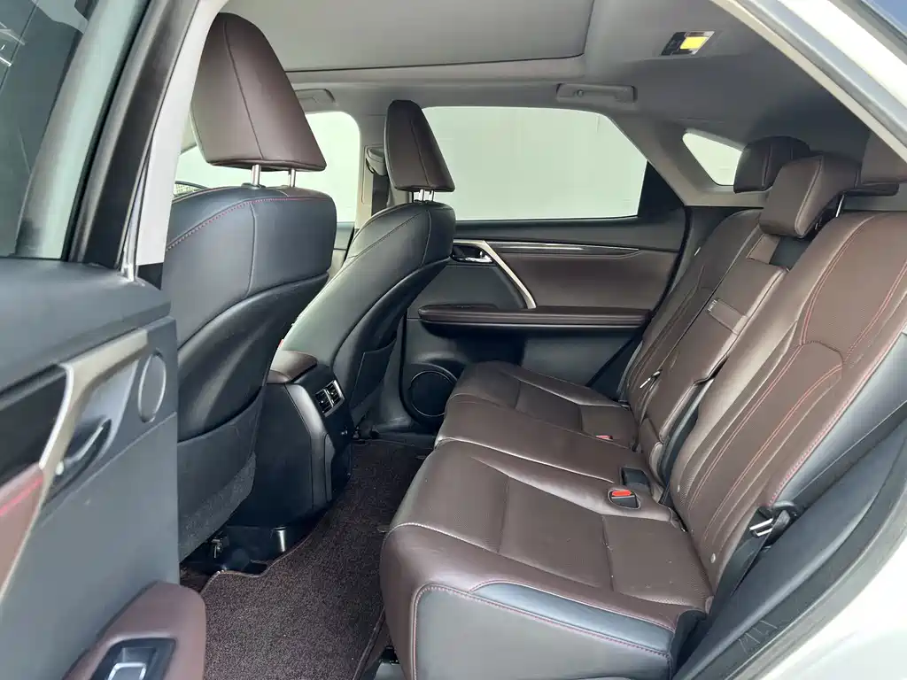 Lexus RX — миниатюра 9