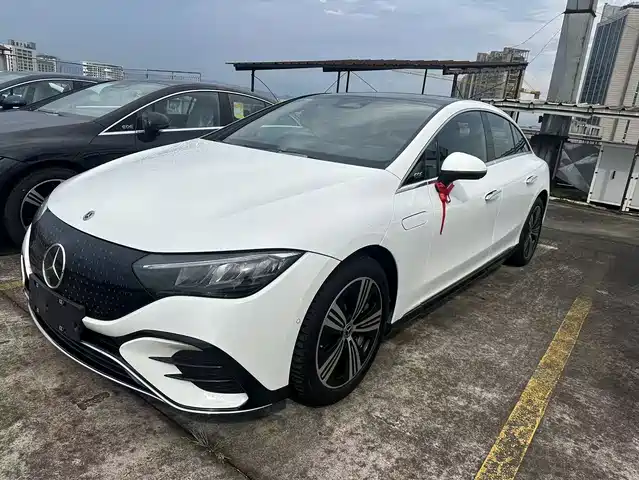 2026 Mercedes-Benz EQE