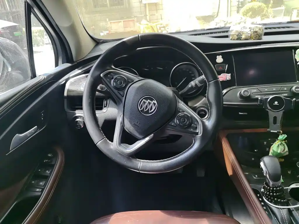 Buick Envision Plus — миниатюра 7