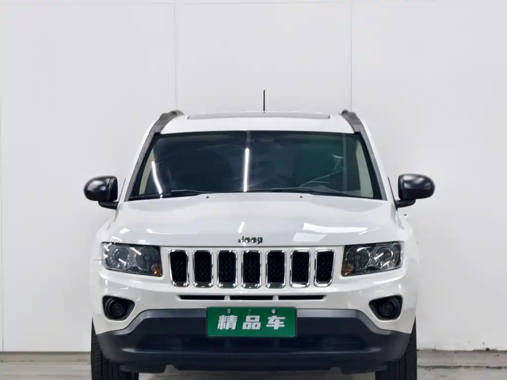Jeep Compass (Import) 2.0L 2WD Sport