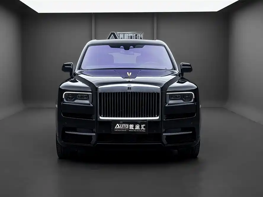 Rolls-Royce Cullinan 2018 мест