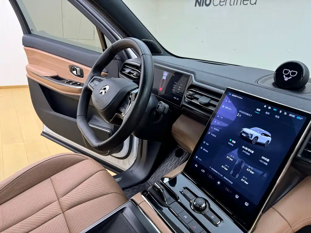 NIO ES8 — миниатюра 18