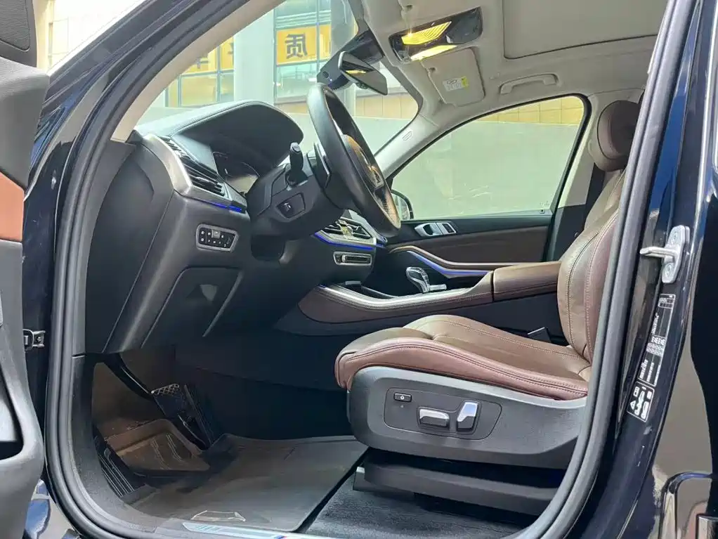 BMW X5 (Import) — миниатюра 9