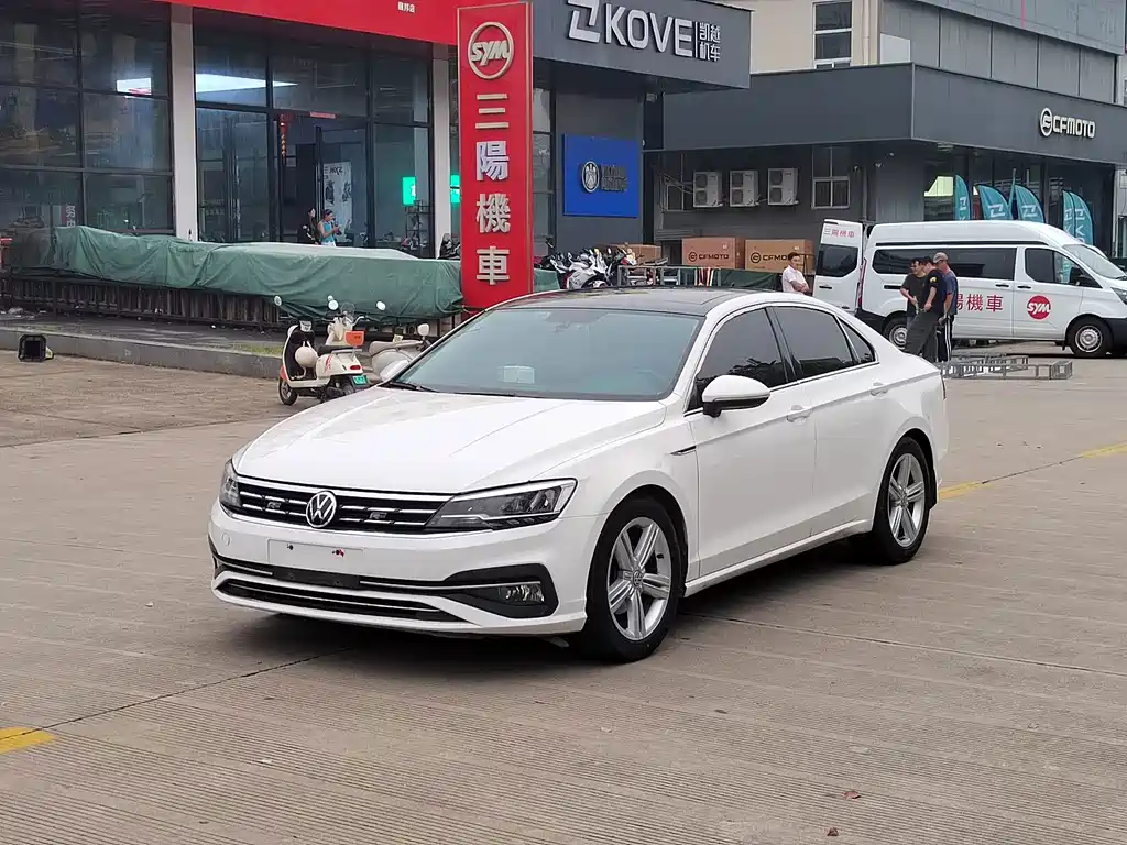 Volkswagen Lamando