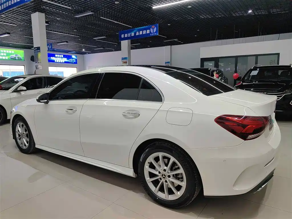 Mercedes-Benz A-Class - фото 4