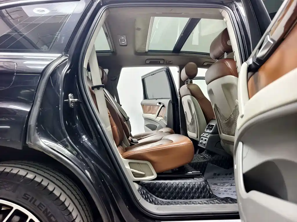 Audi Q7 — миниатюра 16