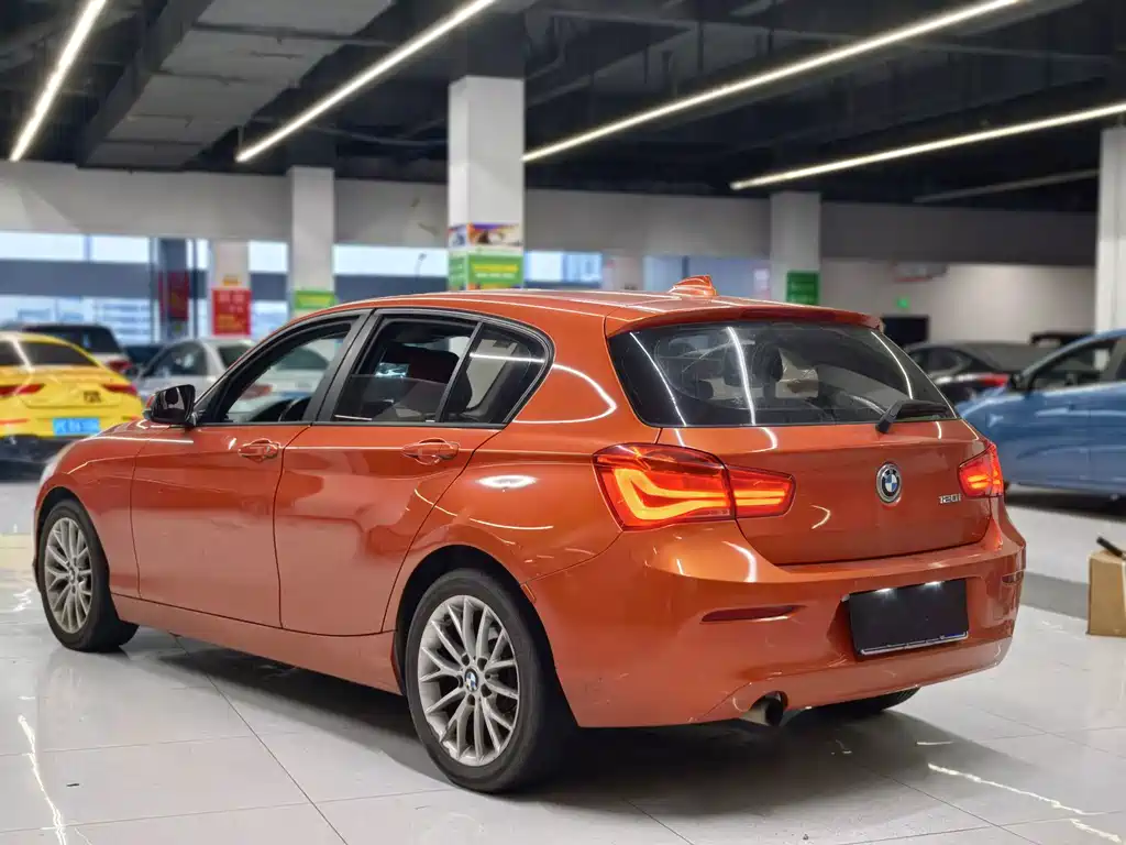 BMW 1 Series (Import) — миниатюра 4