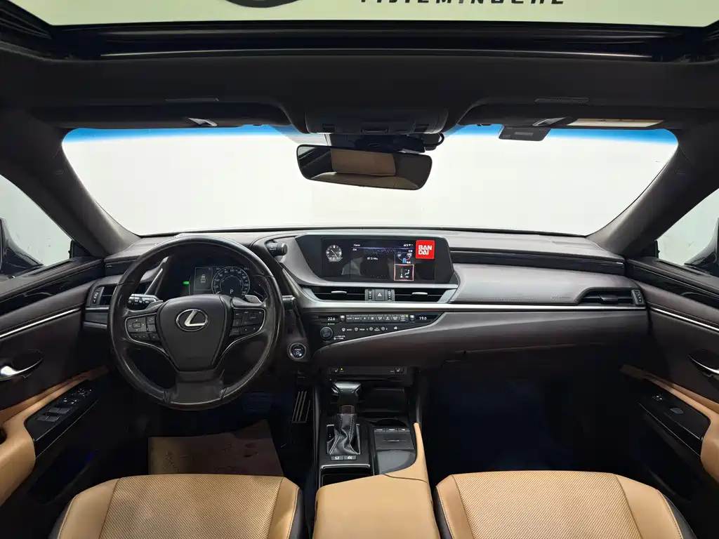 Lexus ES — миниатюра 5