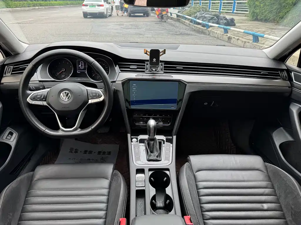 Volkswagen Magotan 2020 330TSI DSG Lead