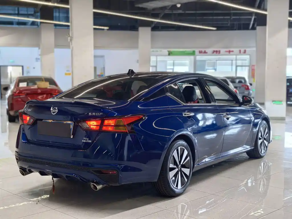 Nissan Teana — миниатюра 5