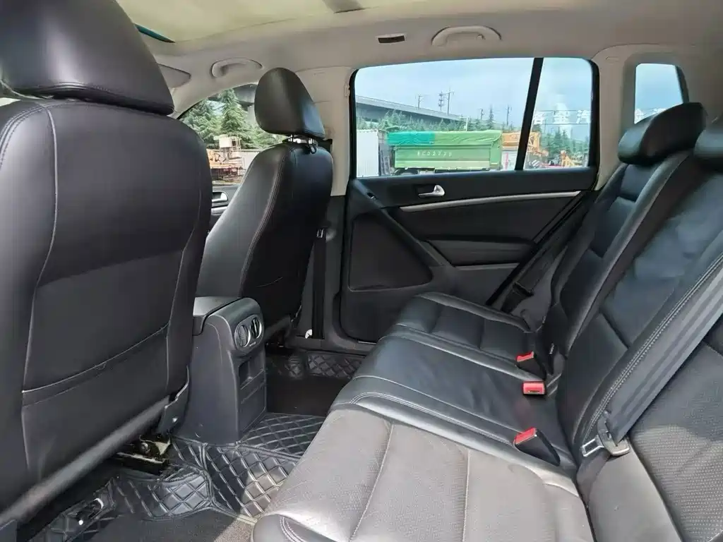 Volkswagen Tiguan — миниатюра 6