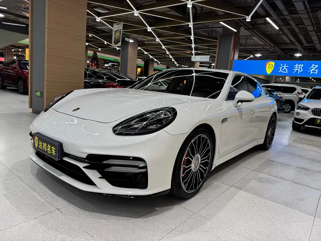 Porsche Panamera 2012
