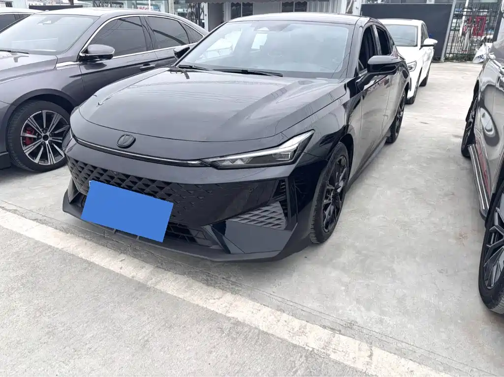 Changan UNI-V 2025