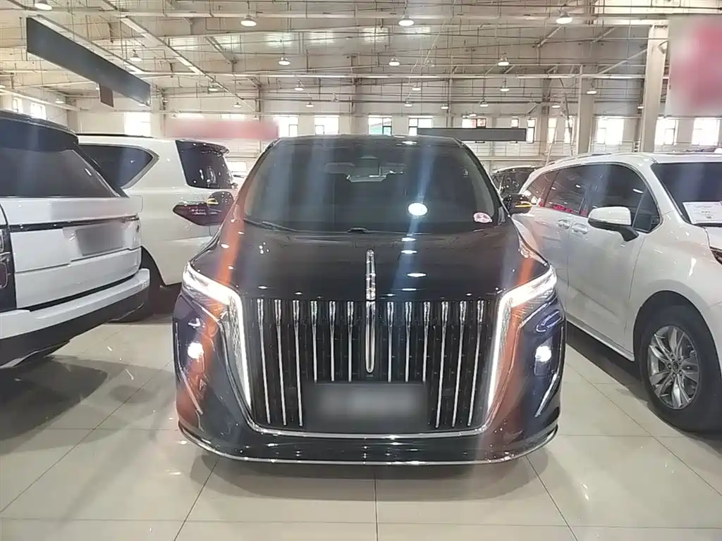 Hongqi HQ9 2023 2.0T
