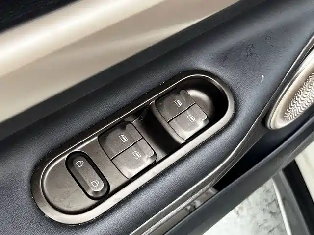 Baojun Yunduo — миниатюра 11