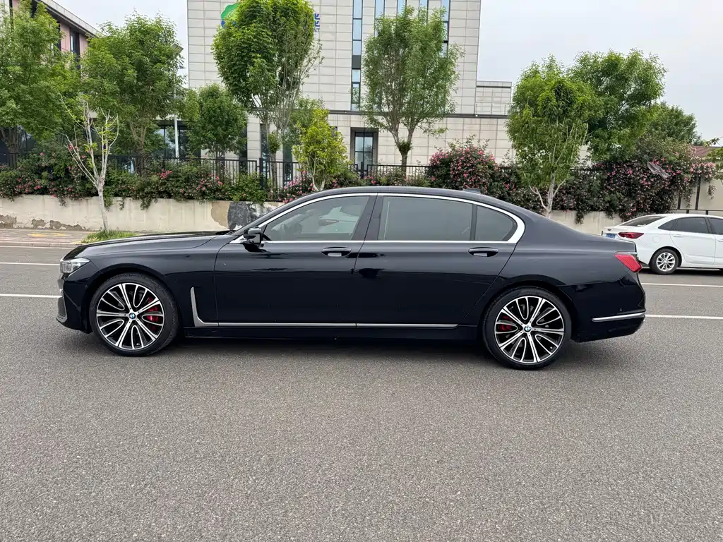 BMW 7 Series 7 2019 740Li Lead Luxury