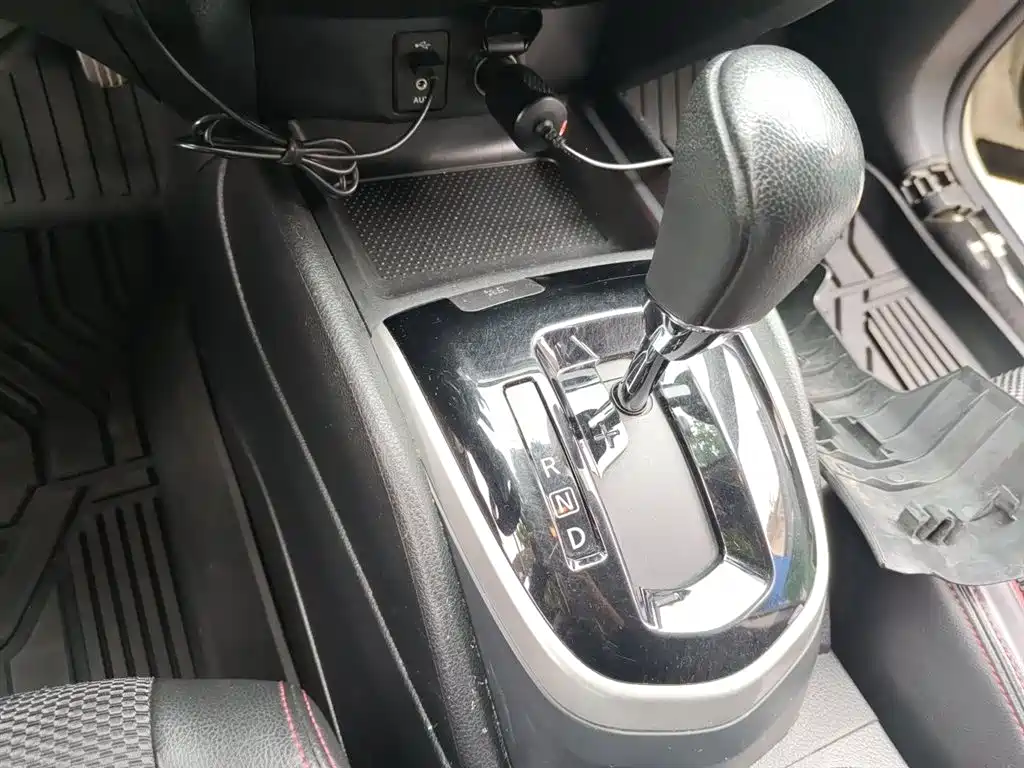 Nissan Qashqai 2017 2.0L CVT Smart V