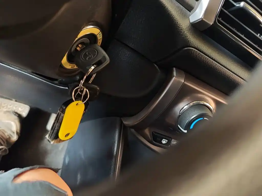 Toyota Yaris L — миниатюра 9