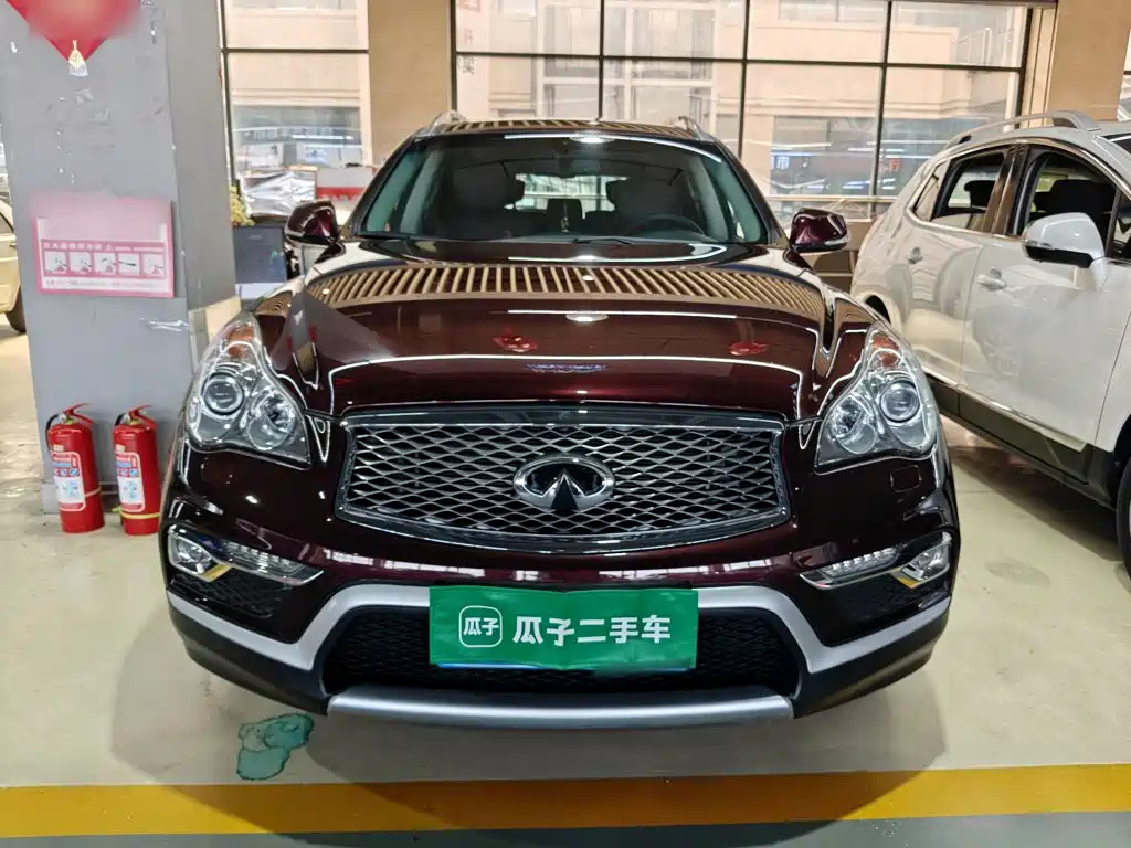 Infiniti QX50 — миниатюра 8