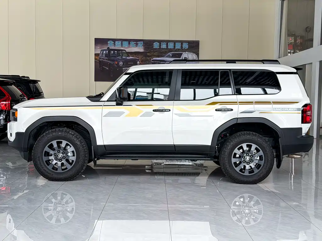 Toyota Land Cruiser Prado 2025 2.4T WX 5 мест