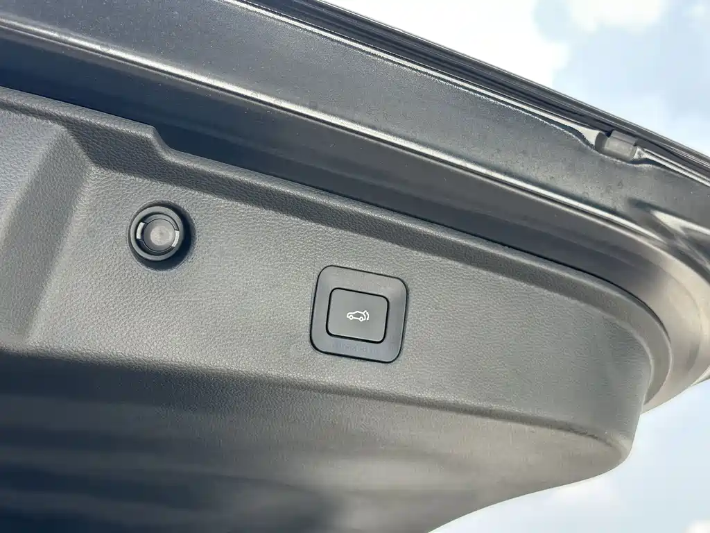 GAC Motor Trumpchi M6 — миниатюра 21