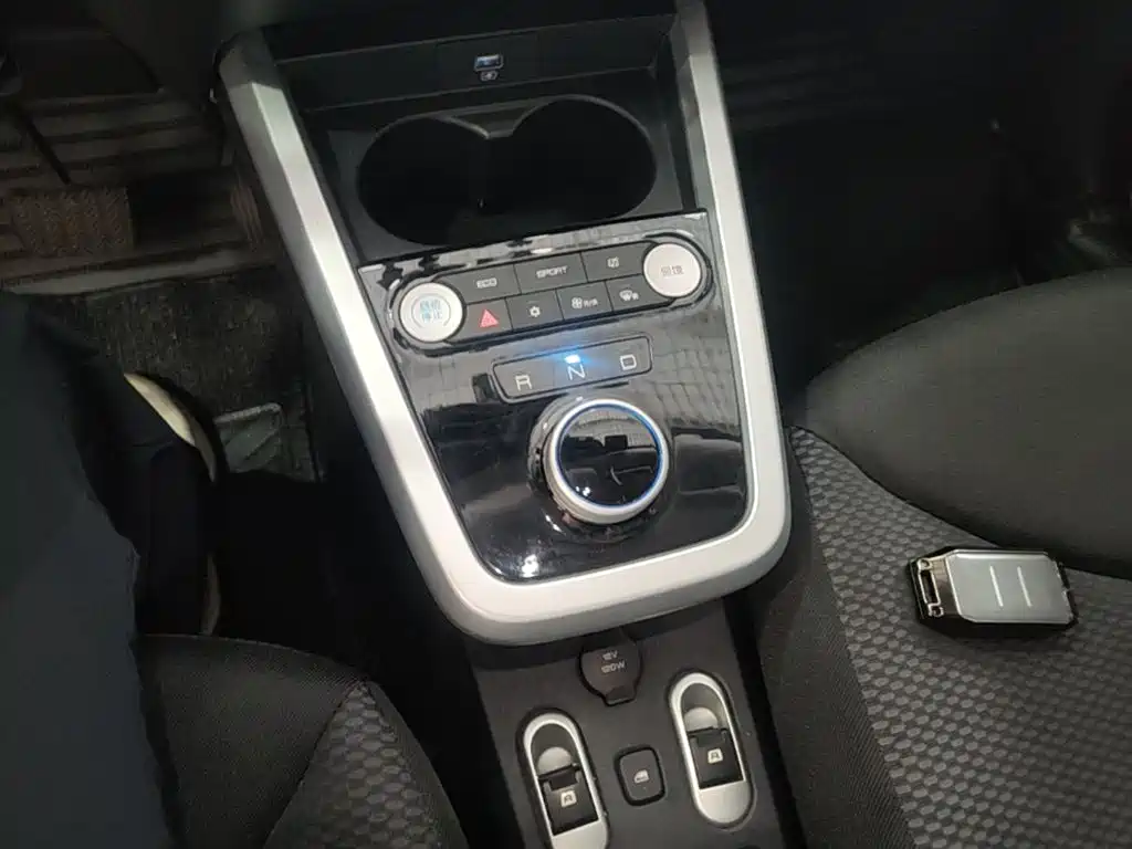 BYD e1 — миниатюра 14