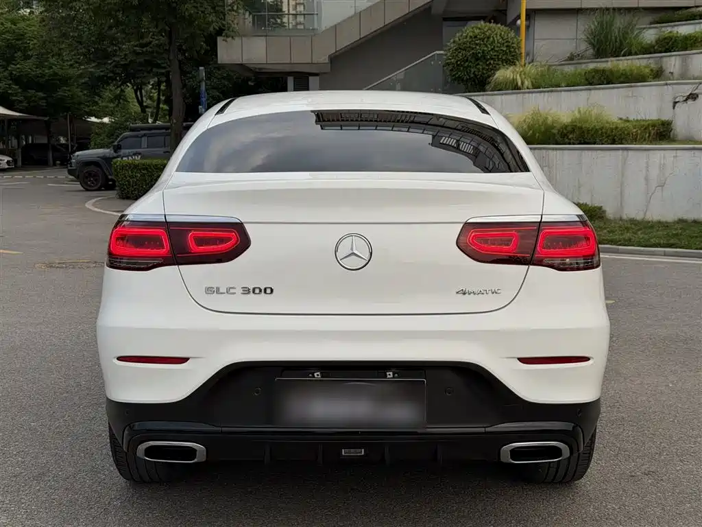Mercedes-Benz GLC 2020 GLC 300 4MATIC SUV