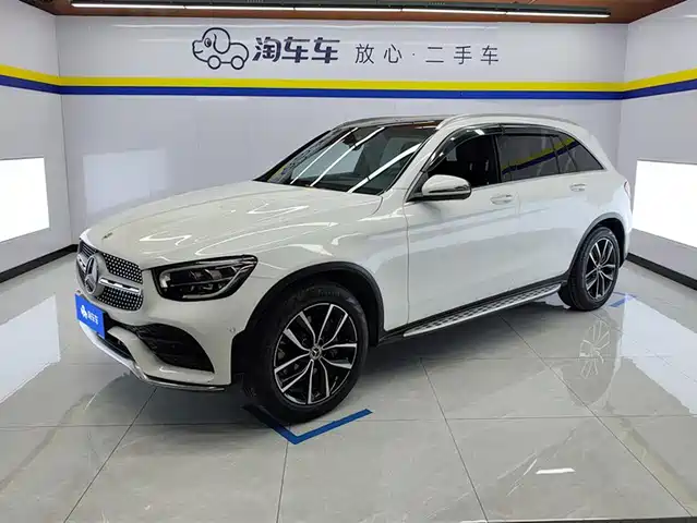 MERCEDES BENZ GLC